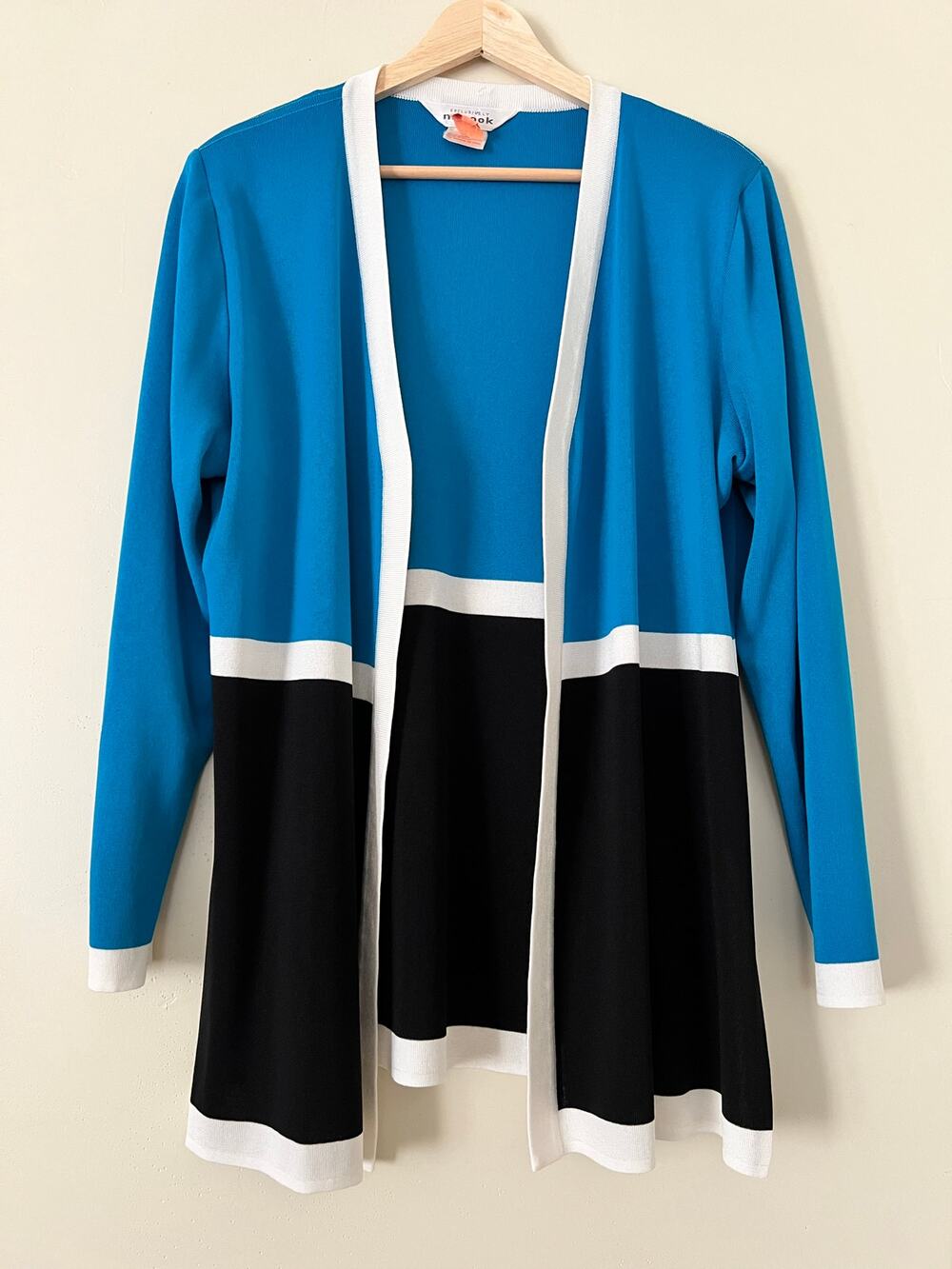 Exclusively Misook Acrylic Cardigan Open Front Large Blue Colorblock Travel
